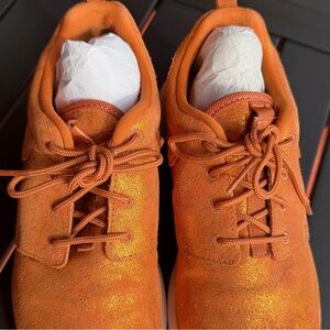 Nike Roche One Premium Metallic Orange